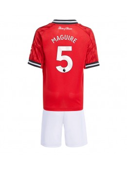 Otroški Nogometna dresi replika Manchester United Harry Maguire #5 Domači 2025-26 Kratek rokav (+ hlače)